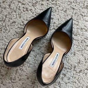 Manolo Blanik 37.5 black leather